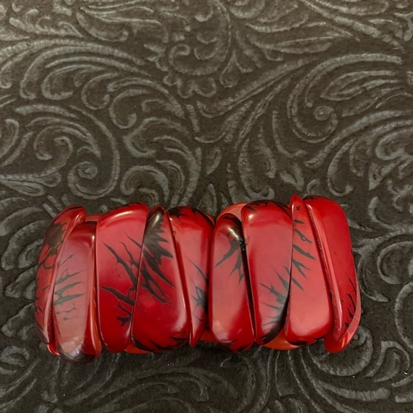 Set of four stretch bracelets - Picture 4 of 6